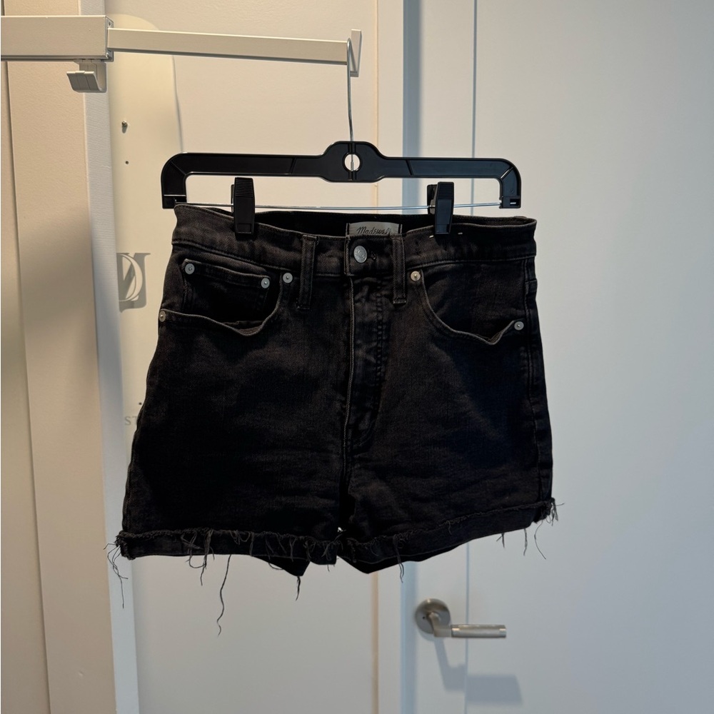 Made well mini short!
